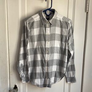 GAP Grey & White Check button down, XS